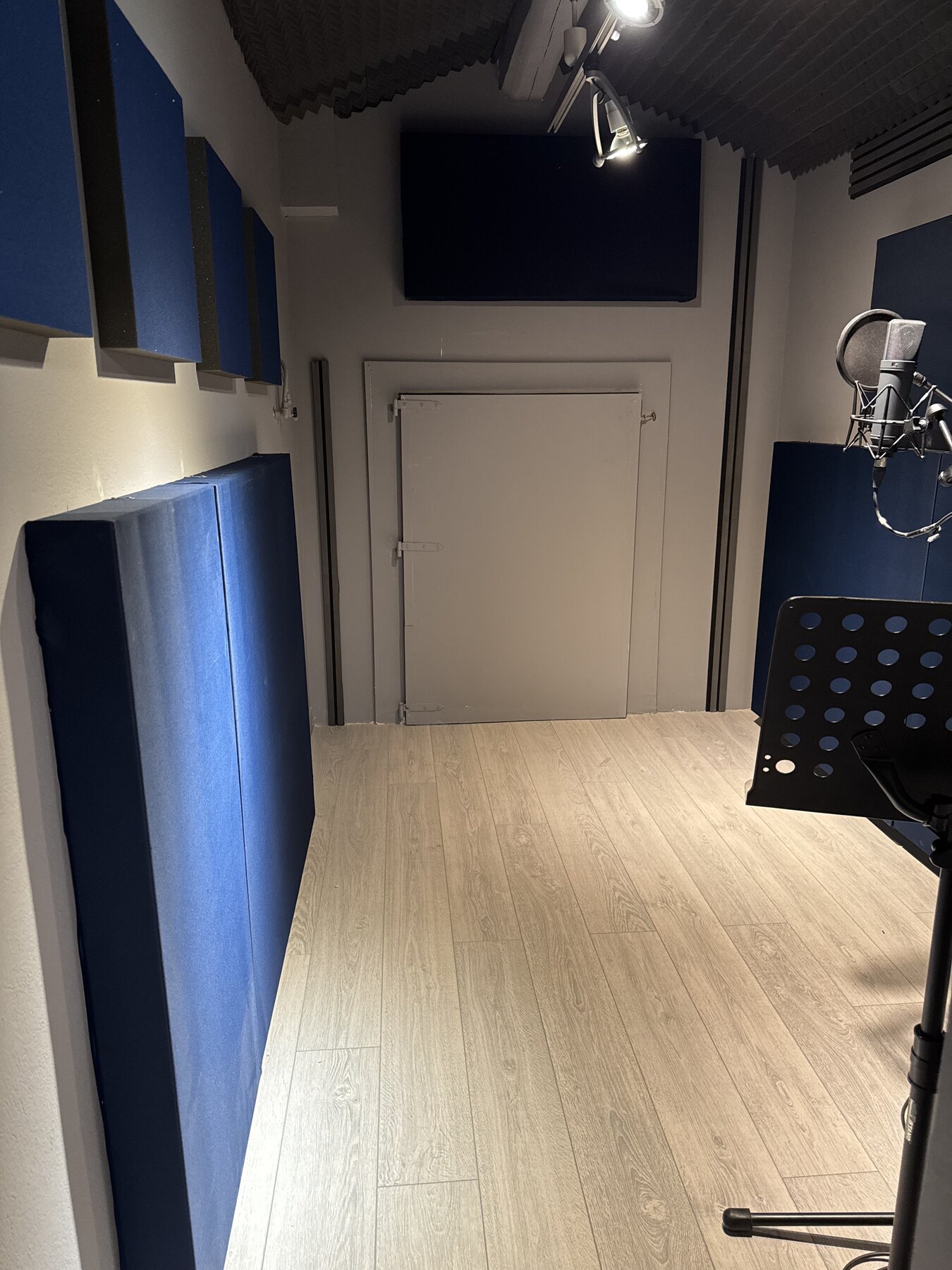 Trattamento laterale della Sala Voci